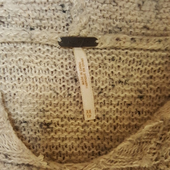 FREE PEOPLE Printed Poncho - Size X-Small - Picture 3 of 4